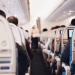 Porady jak przetrwać podróż samolotem z dzieckiem